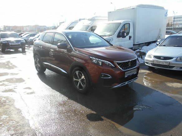 2017 Peugeot 3008 II, коричневый - вид 1