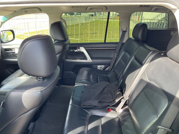 2012 Toyota Land Cruiser 200 Series Рестайлинг 1, серый, 4350000 рублей - вид 23