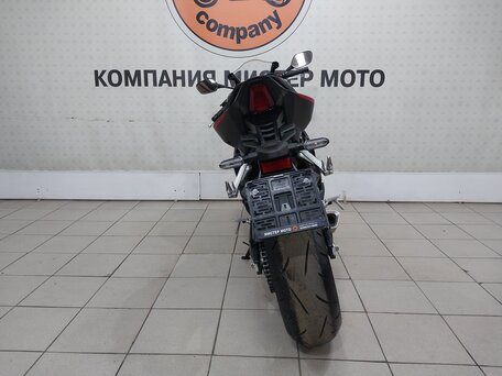 2024 Honda CBR 650R, чёрный, 1225000 рублей, вид 4