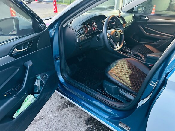 2018 Volkswagen Jetta 8-speed VII, синий, 1340000 рублей - вид 6