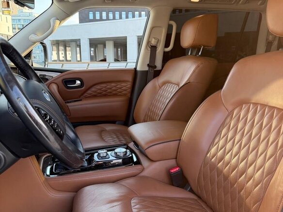 2021 Infiniti QX80 I Рестайлинг 3, белый, 6500000 рублей - вид 14