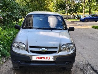 2009 Chevrolet Niva I Рестайлинг, серый, 395000 рублей, вид 1
