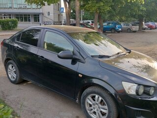 2013 Chevrolet Aveo II, чёрный, 750000 рублей, вид 4
