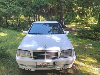 1995 Mercedes-Benz C-Класс 220 I (W202), белый, 290000 рублей, вид 4