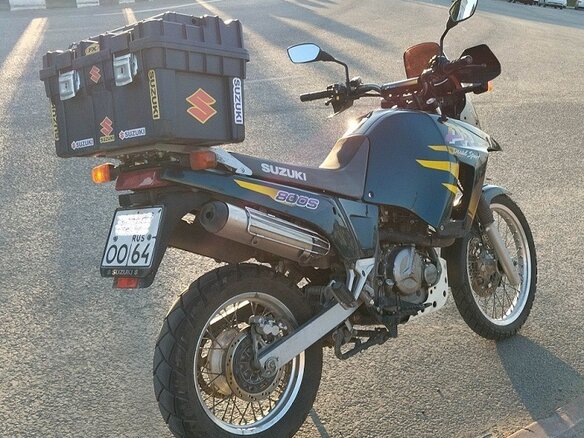 1997 Suzuki DR 800 Big, зелёный - вид 7