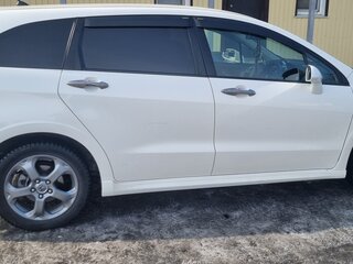 2009 Honda Stream II Рестайлинг, белый, 1150000 рублей, вид 3