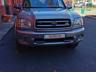 2001 Toyota Sequoia I, серый, 2900000 рублей, вид 1