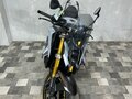 2022 Suzuki GSX-S 1000, серый, 1099000 рублей - вид 9