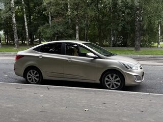 2011 Hyundai Solaris I, золотистый, 695000 рублей, вид 1