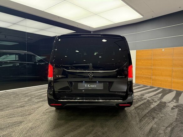 2024 Mercedes-Benz V-Класс Extra Long 300 d экстра длинный III (W447) Рестайлинг 2, чёрный, 16400000 рублей - вид 5