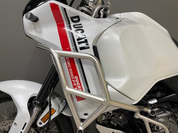 2023 Ducati DesertX, белый, 1190000 рублей - вид 8