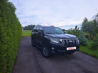 2019 Toyota Land Cruiser Prado 150 Series Рестайлинг 2, чёрный, 5800000 рублей, вид 3