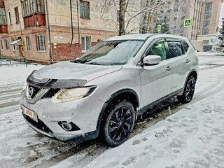 2015 Nissan X-Trail III, серебристый, 1990000 рублей, вид 3