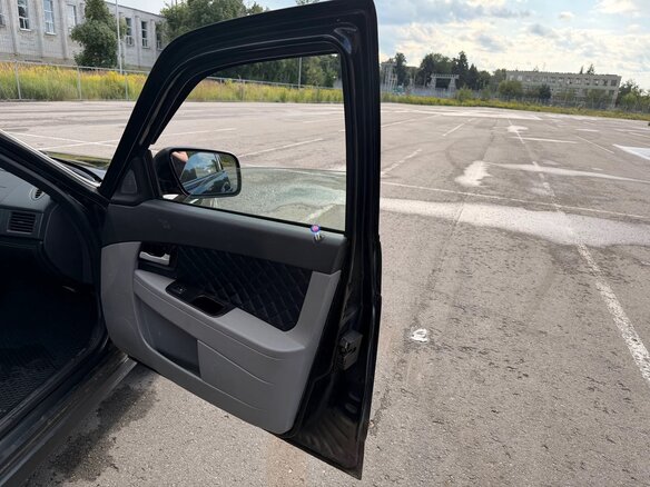 2010 Lada (ВАЗ) Priora I, чёрный, 330000 рублей - вид 22