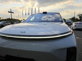 2026 Li Auto (Lixiang) L9 52.3 kWh I Рестайлинг, белый, 11990000 рублей, вид 2