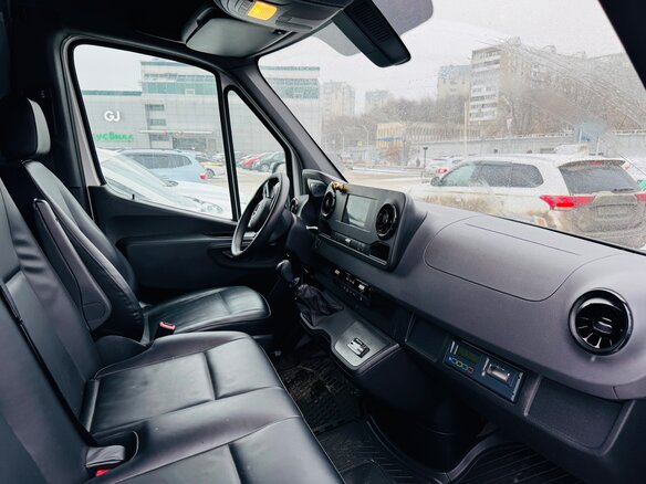 2020 Mercedes-Benz Sprinter, белый, 5000000 рублей - вид 8