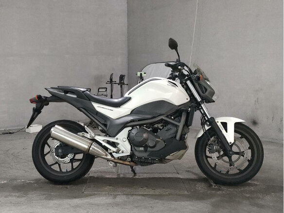 2012 Honda NC 700S, белый, 396506 рублей