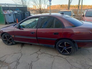 1999 Opel Omega B, серебристый, 200000 рублей, вид 3