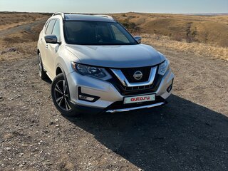 2018 Nissan Rogue II Рестайлинг, серебристый, 1600000 рублей, вид 1