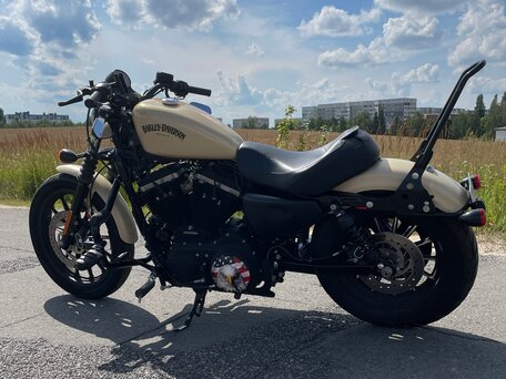 2014 Harley-Davidson Sportster 883, бежевый, 750000 рублей, вид 4