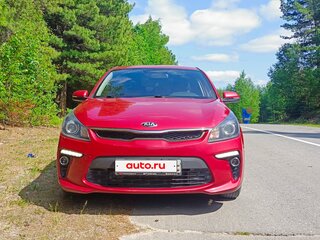 2019 Kia Rio IV, красный, 1460000 рублей, вид 1