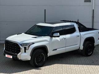 2022 Toyota Tundra CrewMax III, белый, 11500000 рублей, вид 2