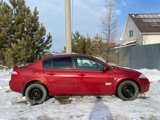 2006 Renault Megane II Рестайлинг, красный, 300000 рублей, вид 5
