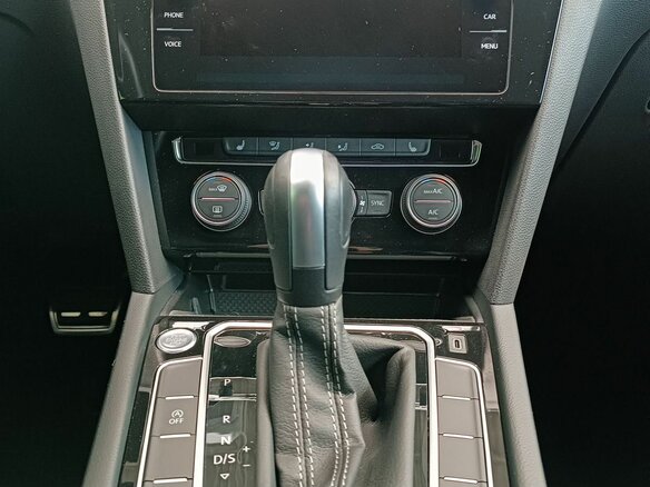 2020 Volkswagen Arteon I, серый, 3100000 рублей - вид 25