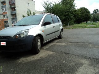 2007 Ford Fiesta Mk5, серебристый, 420000 рублей, вид 1