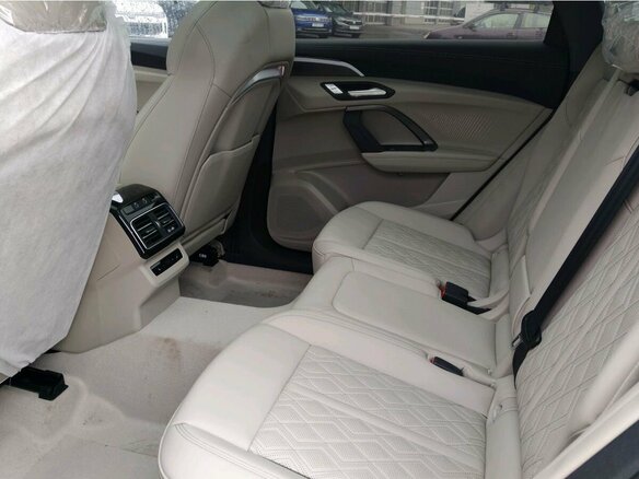 2026 Audi Q5 L III (GU), чёрный, 6399000 рублей - вид 10