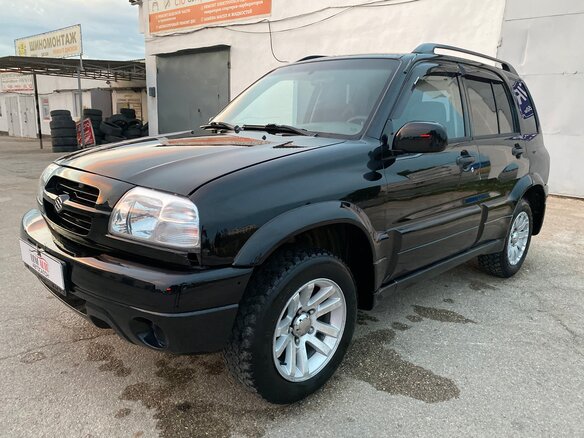 2000 Suzuki Grand Vitara I, чёрный - вид 14