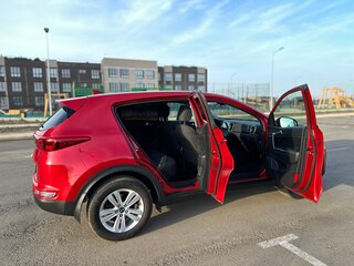 2018 Kia Sportage IV, красный, 2150000 рублей, вид 5