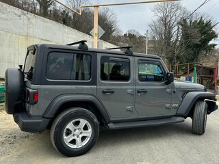2019 Jeep Wrangler IV (JL), серый, 3577077 рублей, вид 3