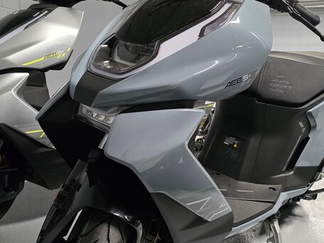 2025 Zeeho AE8 S+, серый, 450000 рублей, вид 4