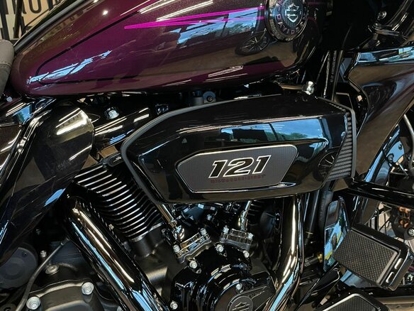 2025 Harley-Davidson CVO Road Glide, розовый, 6500000 рублей - вид 9