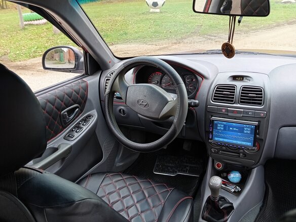 2006 Hyundai Accent ТагАЗ II, красный, 450000 рублей - вид 8
