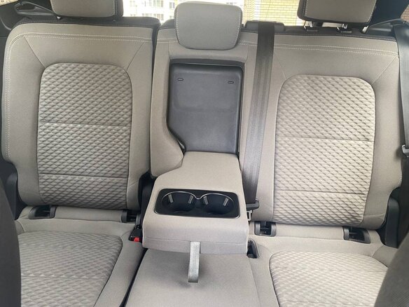 2020 Ford Escape IV, белый, 1500000 рублей - вид 17