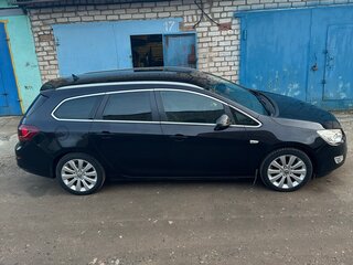 2011 Opel Astra J, чёрный, 890000 рублей, вид 3