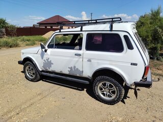 2000 Lada (ВАЗ) 2121 (4x4) Фора I Рестайлинг, белый, 370000 рублей, вид 5