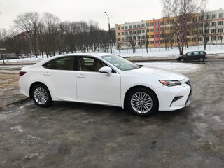 2016 Lexus ES 200 VI Рестайлинг, белый, 2200000 рублей, вид 4