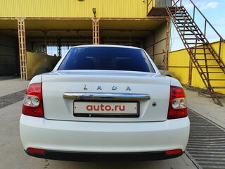2016 Lada (ВАЗ) Priora I Рестайлинг, белый, 610000 рублей, вид 3