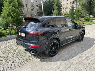 2015 Porsche Cayenne Turbo II Рестайлинг (958), синий, 5000000 рублей, вид 2