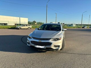 2018 Chevrolet Malibu IX, серебристый, 930000 рублей, вид 1