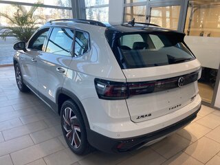 2023 Volkswagen Tharu 330 TSI I Рестайлинг, белый, 4300000 рублей, вид 4
