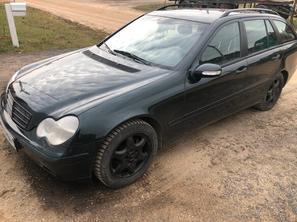 2001 Mercedes-Benz C-Класс 200 II (W203), зелёный, 640000 рублей - вид 1