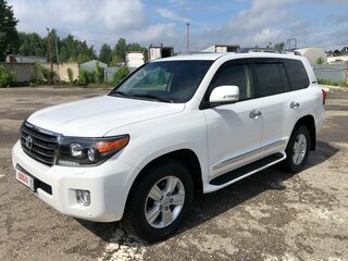 2014 Toyota Land Cruiser 200 Series Рестайлинг 1, белый, 7700000 рублей, вид 1