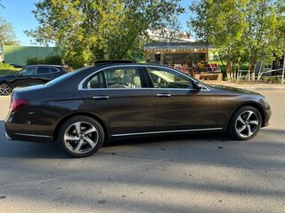 2018 Mercedes-Benz E-Класс 200 V (W213, S213, C238), коричневый, 3800000 рублей, вид 3