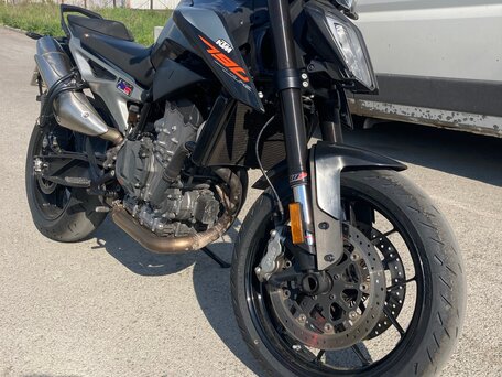 2018 KTM 790 Duke, серый, 700000 рублей, вид 1