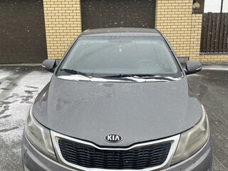 2014 Kia Rio 4-speed III, серый, 885000 рублей, вид 1