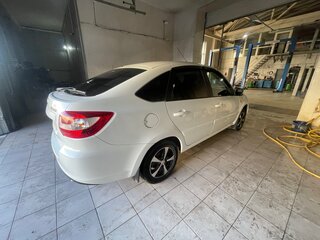 2017 Lada (ВАЗ) Granta I, белый, 730000 рублей, вид 2